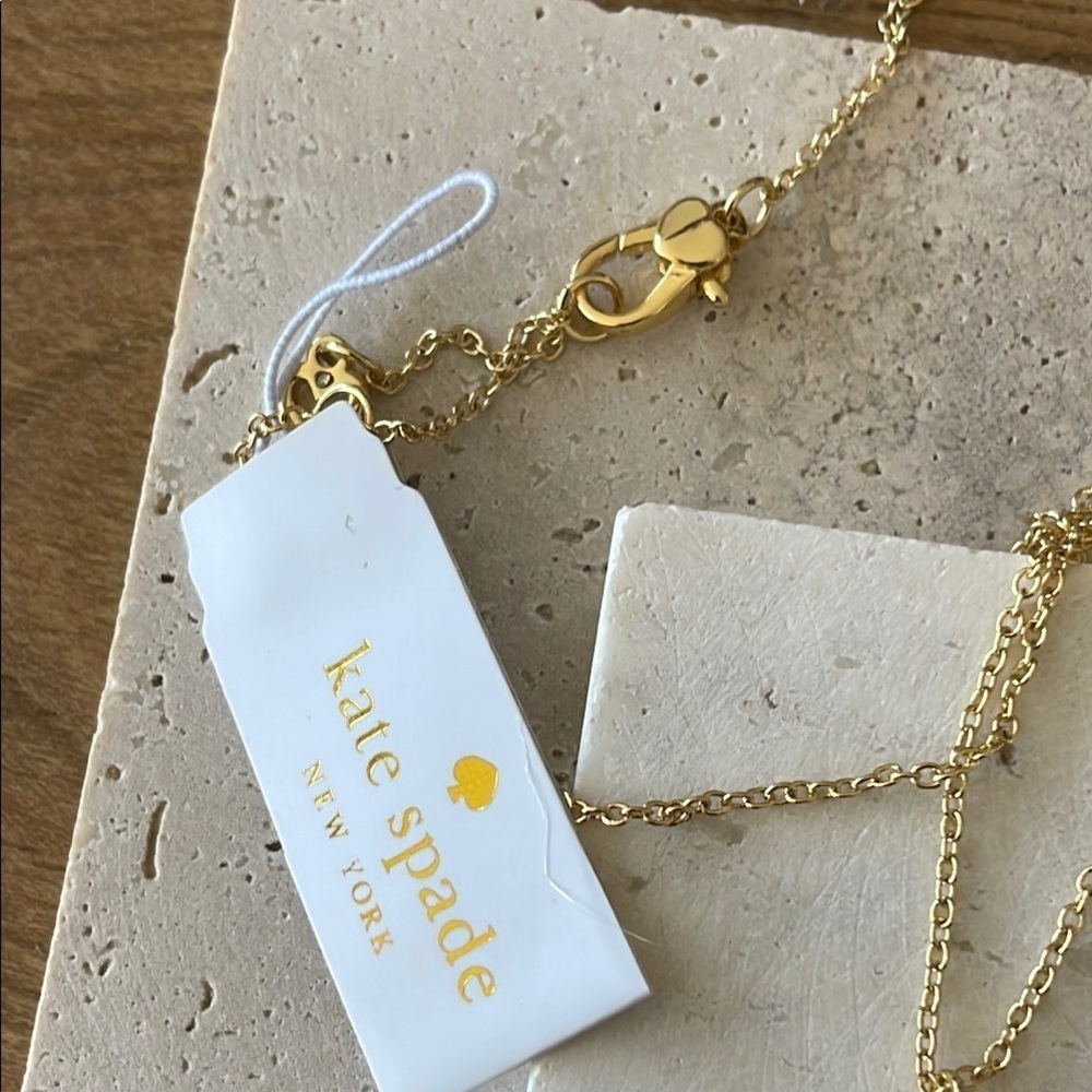 Kate Spade Pearl Station Necklace Gold Tone Bridal Wedding Gift - Picture 3 of 3